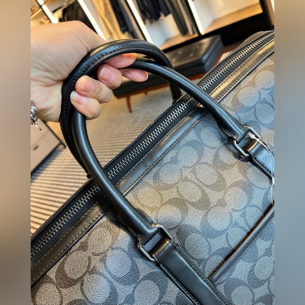 NWT！COACH VENTURER BAG IN SIGNATURE CANVAS (COACH C5305) fast shipping - Picture 9 of 15